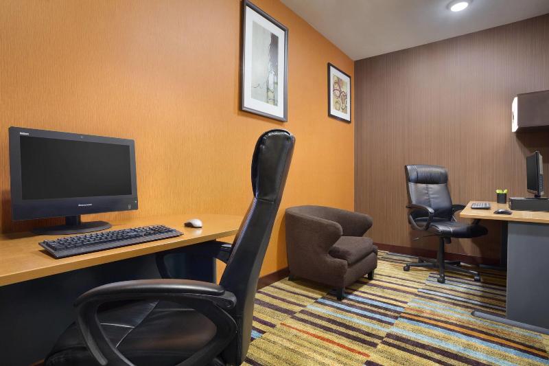 Fairfield Inn & Suites Fort Worth University Drive image