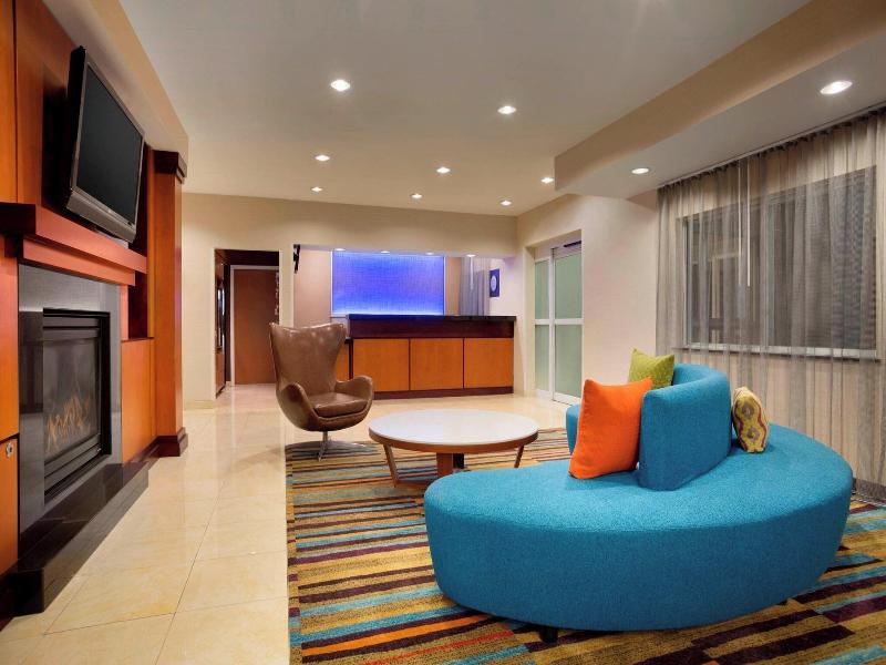 Fairfield Inn & Suites Fort Worth University Drive image