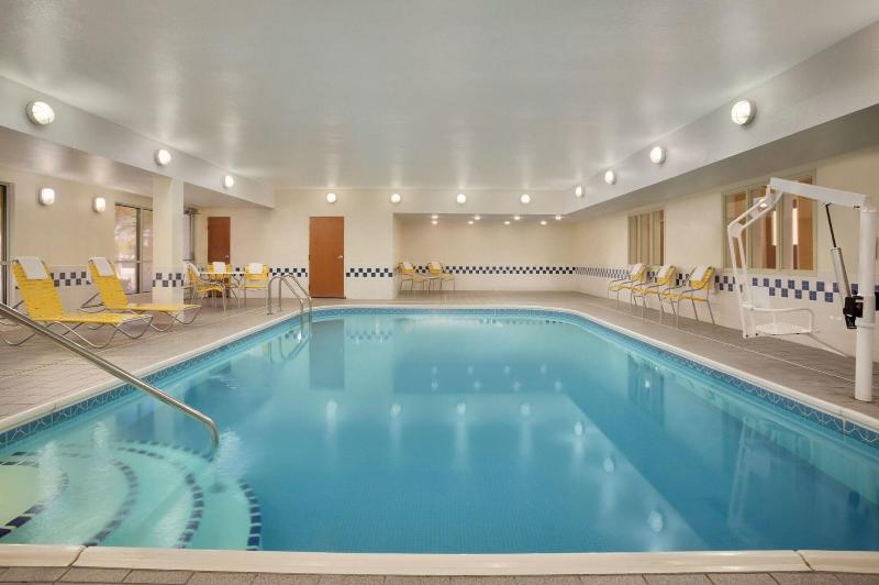 Fairfield Inn & Suites Fort Worth University Drive image