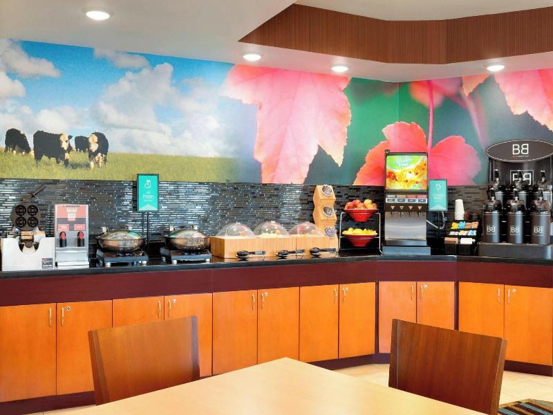 Fairfield Inn & Suites Fort Worth University Drive image