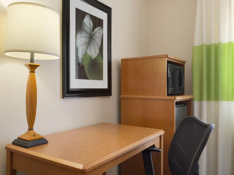 Fairfield Inn & Suites Fort Worth University Drive image