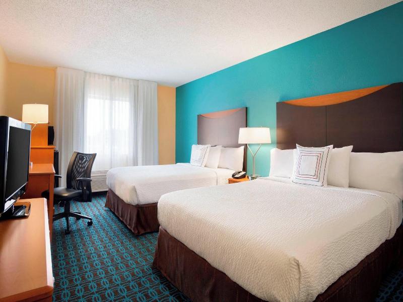 Fairfield Inn & Suites Fort Worth University Drive image