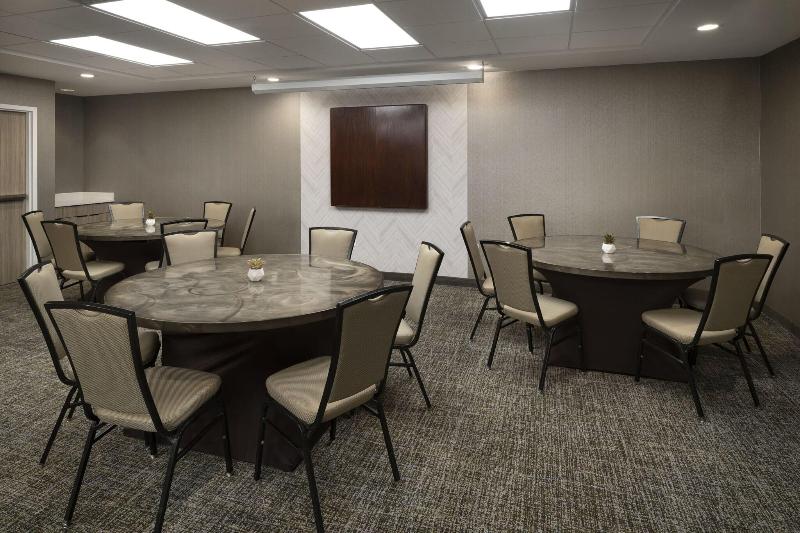 SpringHill Suites Fort Worth University image