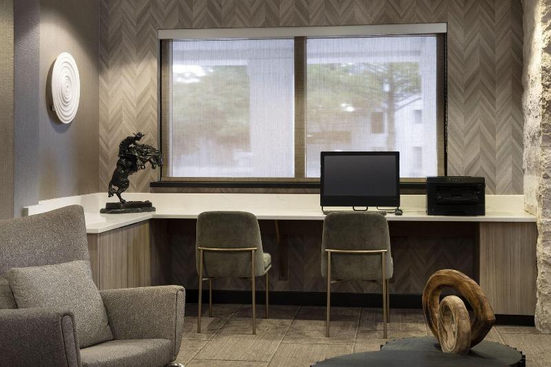 SpringHill Suites Fort Worth University image