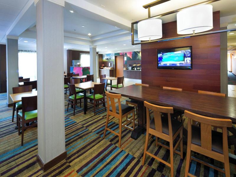 Fairfield Inn & Suites Dover image