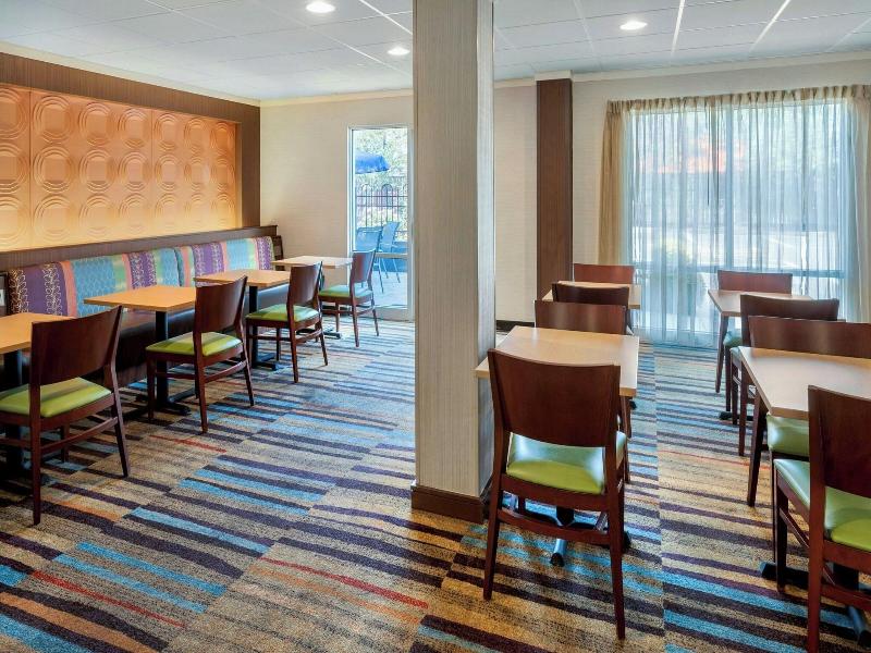 Fairfield Inn & Suites Dover image