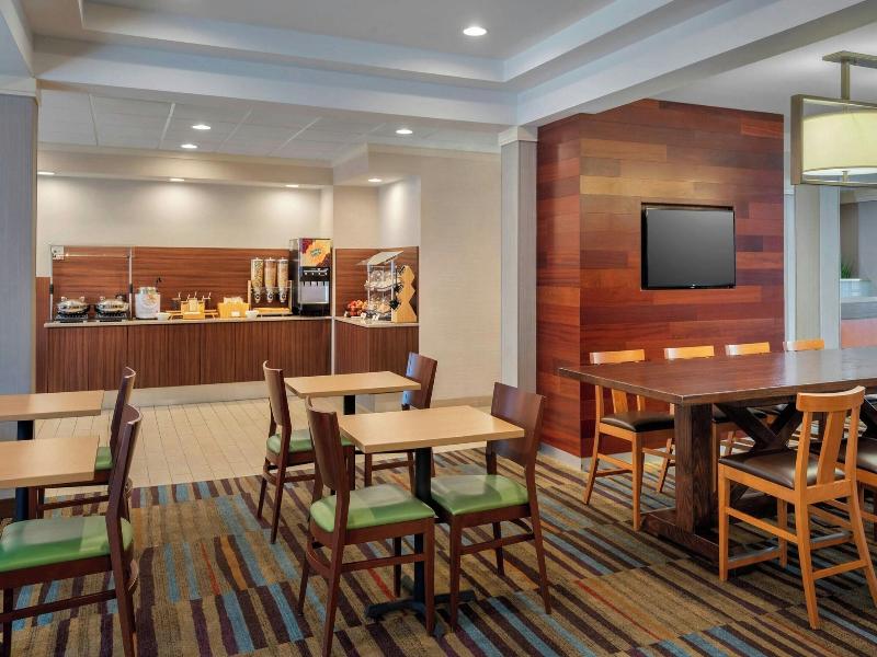 Fairfield Inn & Suites Dover image
