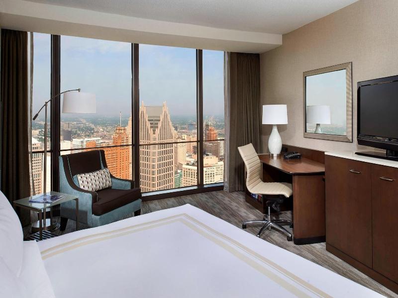 Detroit Marriott at the Renaissance Center image
