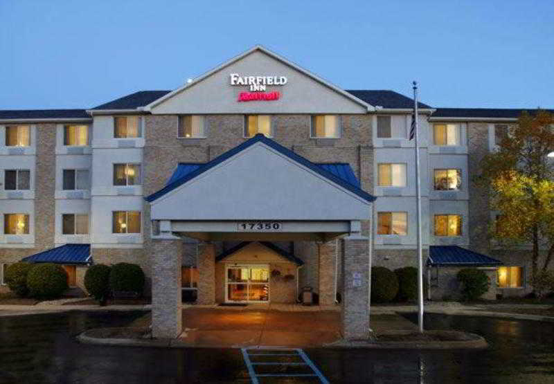 Fairfield Inn AND Suites Detroit Livonia