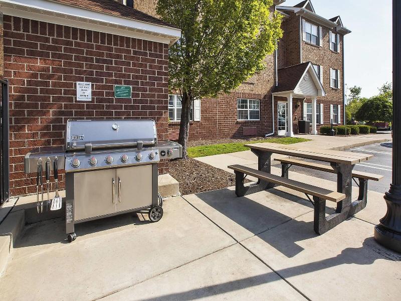 TownePlace Suites Detroit Livonia image