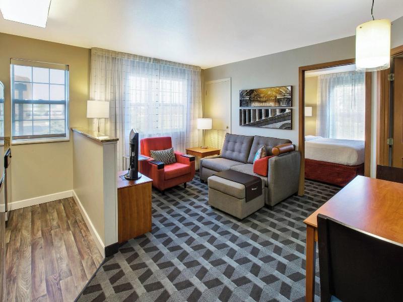 TownePlace Suites Detroit Livonia image