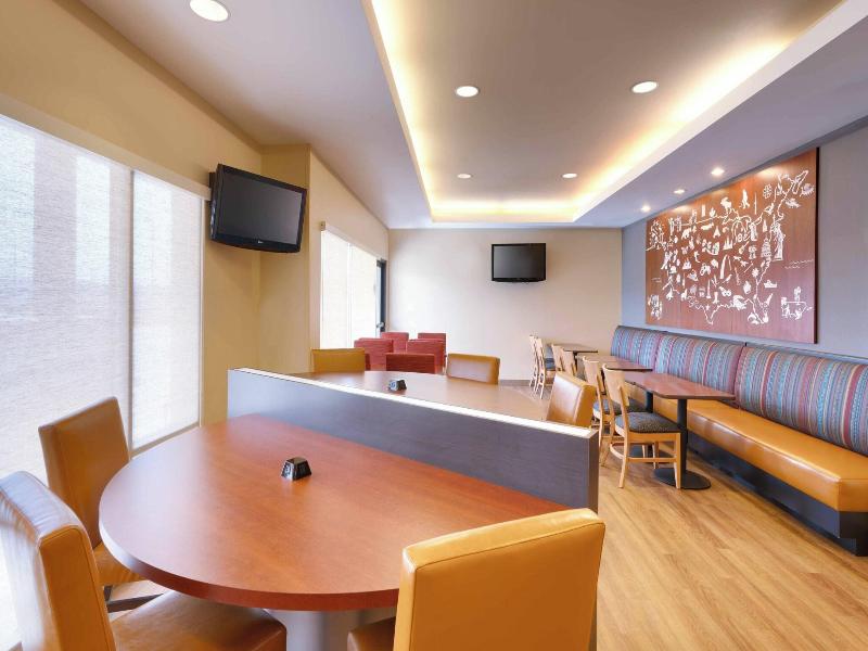 TownePlace Suites Elko image