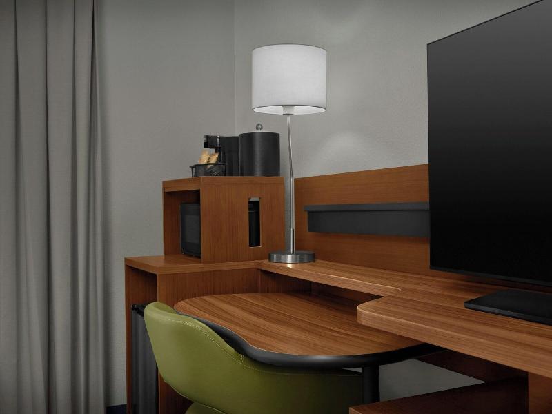 Fairfield Inn & Suites Emporia I-95 image
