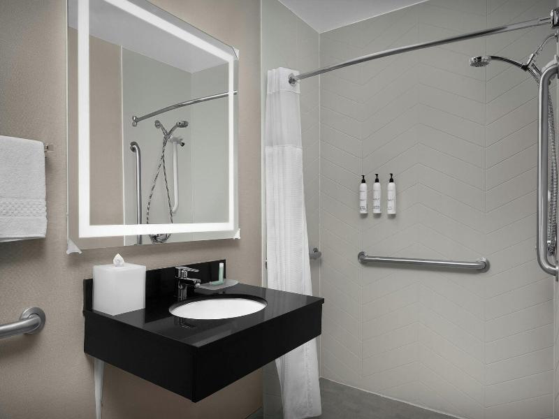 Fairfield Inn & Suites Emporia I-95 image 9