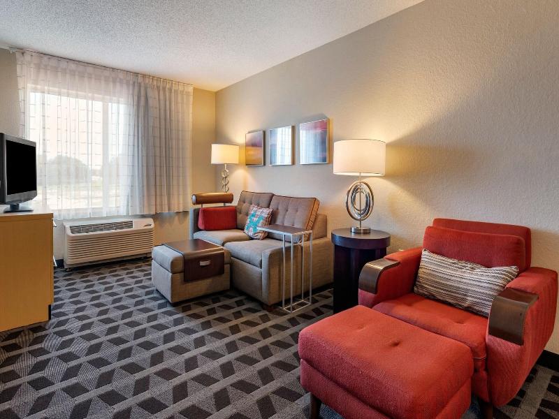 TownePlace Suites Vincennes image