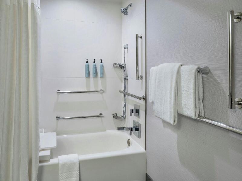 Courtyard Paramus image