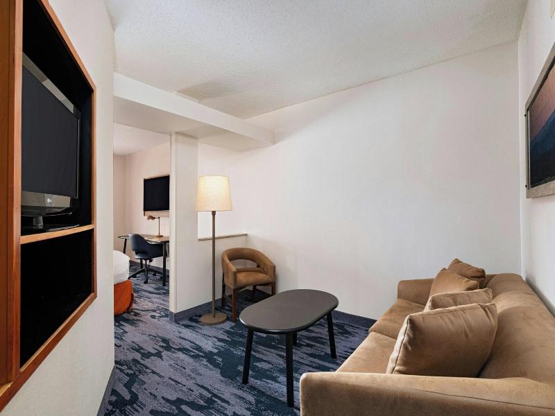 Fairfield Inn & Suites Edison-South Plainfield image