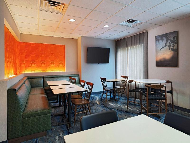Fairfield Inn & Suites Edison-South Plainfield image