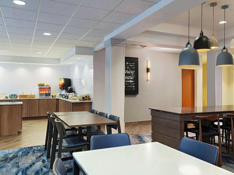 Fairfield Inn & Suites Edison-South Plainfield image
