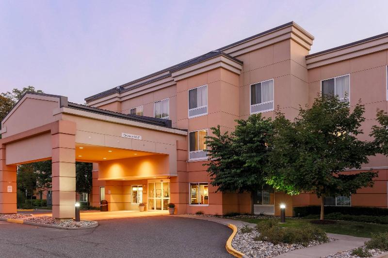 Fairfield Inn & Suites Mahwah image