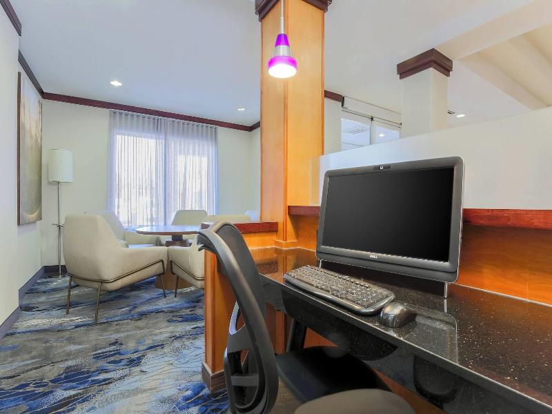 Fairfield Inn & Suites Mahwah image