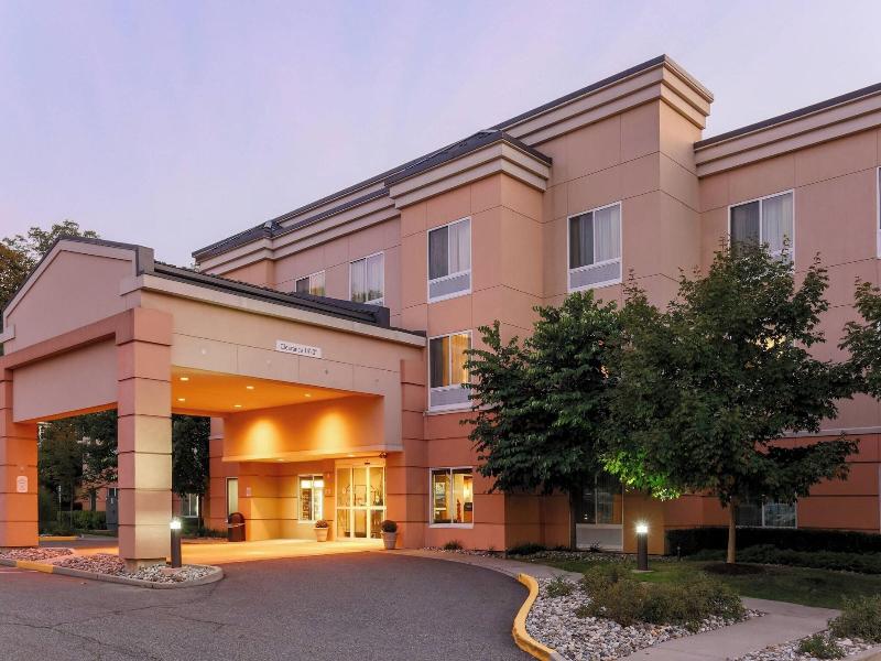 Fairfield Inn & Suites Mahwah image