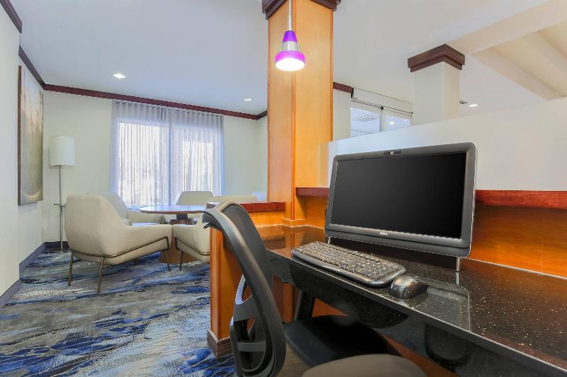 Fairfield Inn & Suites Mahwah image