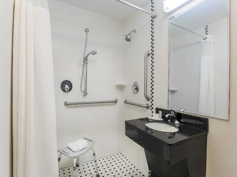 Fairfield Inn & Suites Mahwah image