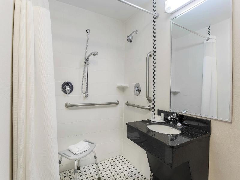 Fairfield Inn & Suites Mahwah image