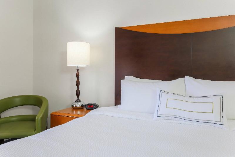Fairfield Inn & Suites Mahwah image
