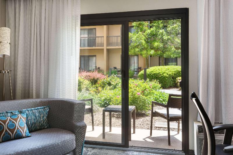 Sonesta Select Whippany Hanover image