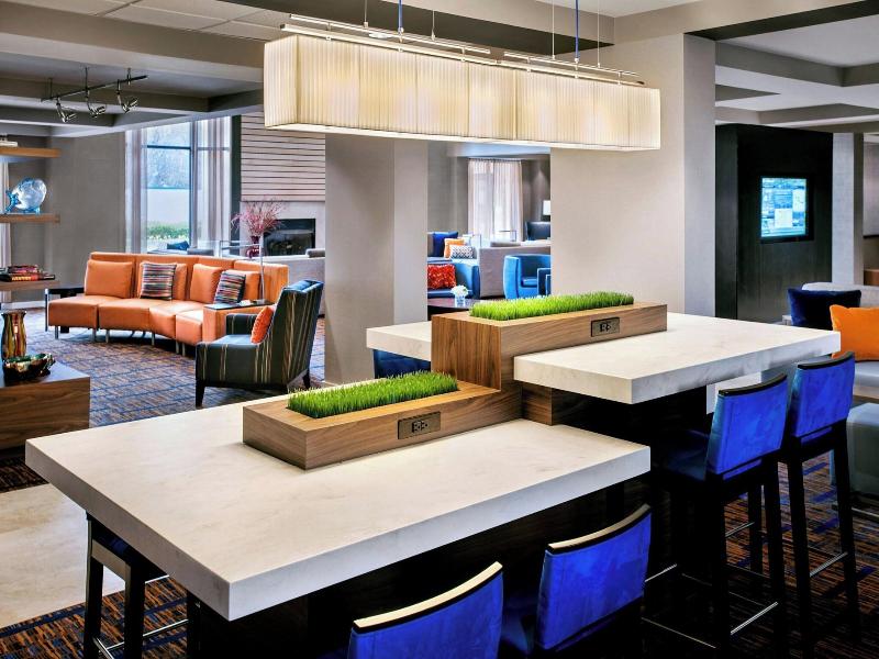 Courtyard Parsippany image