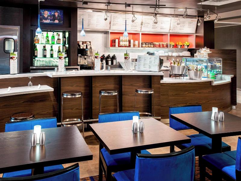 Courtyard Parsippany image