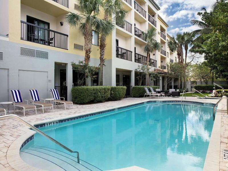 Courtyard Fort Lauderdale Coral Springs image