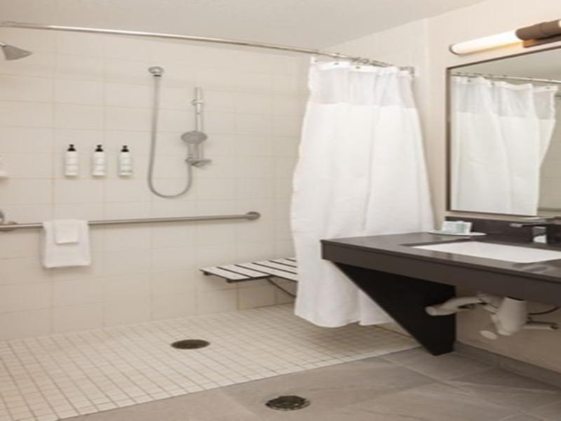 Fairfield Inn & Suites By Marriott Fort Wayne image