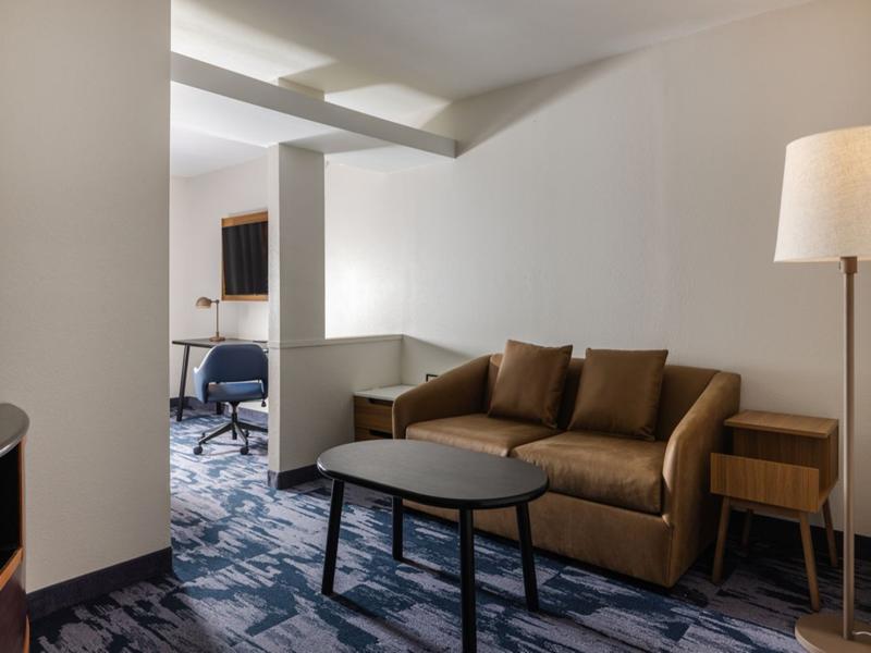 Fairfield Inn & Suites By Marriott Fort Wayne image