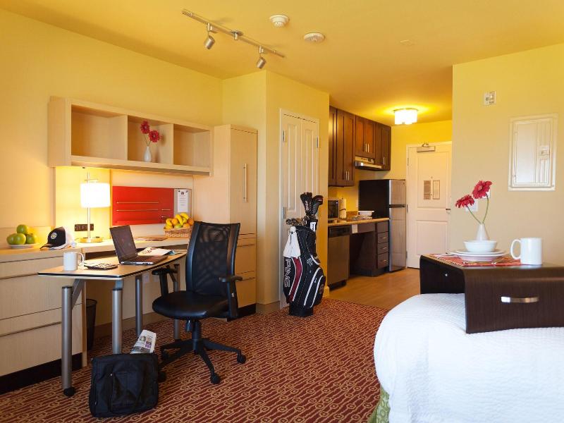 TownePlace Suites Galveston Island image