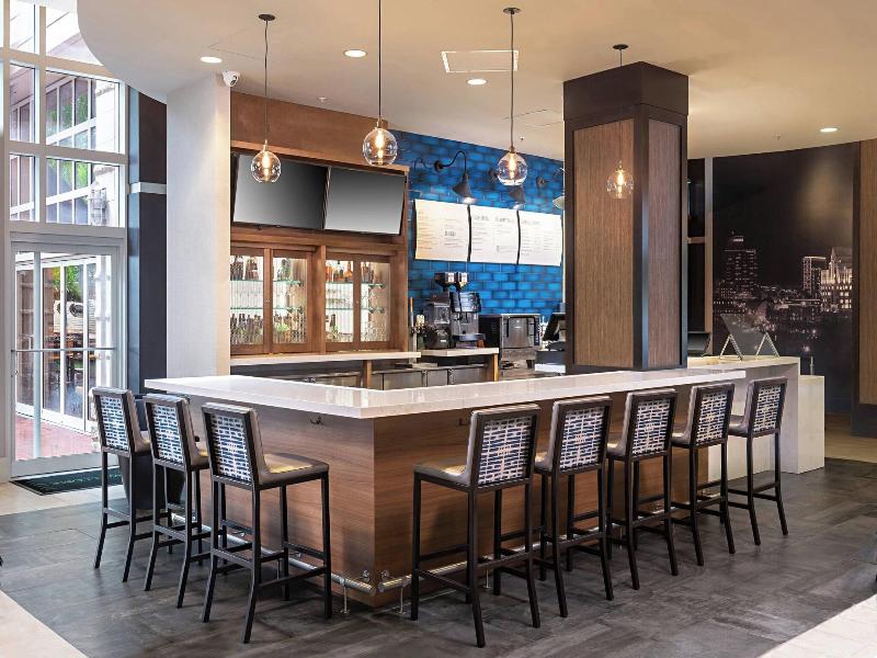 Courtyard by Marriott Greenville Downtown image