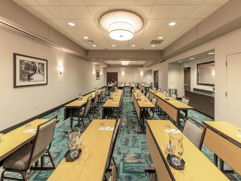 Courtyard by Marriott Greenville Downtown image