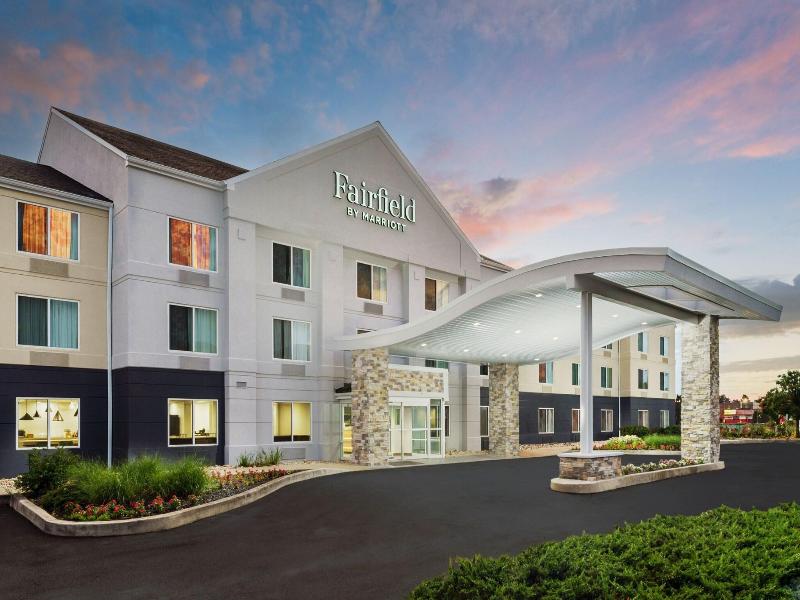 Fairfield Inn & Suites Harrisburg Hershey image
