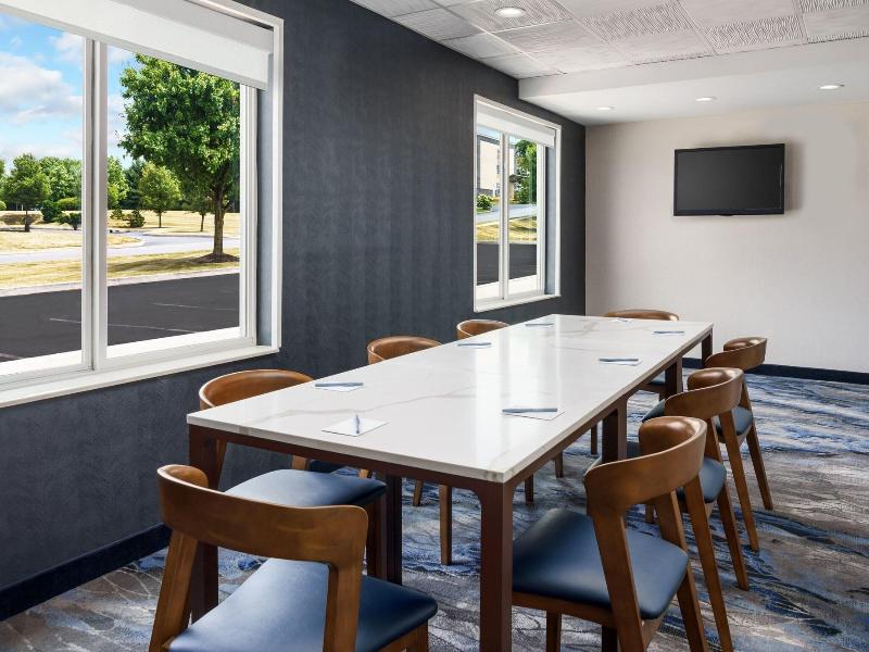 Fairfield Inn & Suites Harrisburg Hershey image