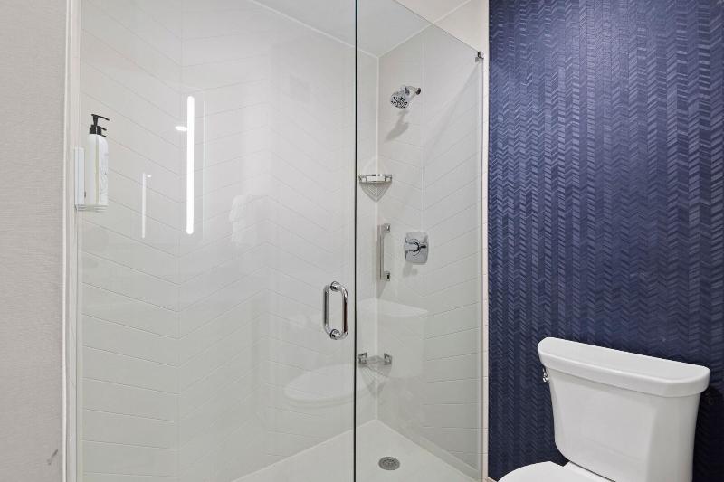 Fairfield Inn & Suites Hickory image