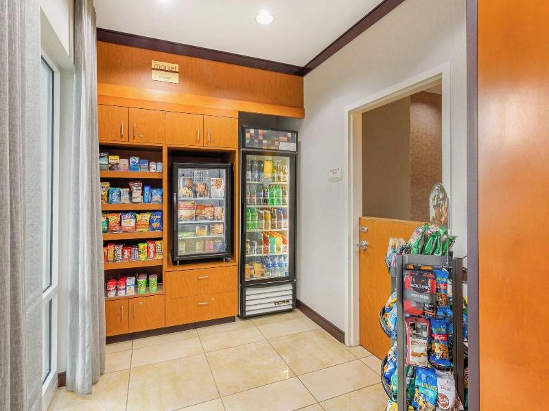 Fairfield Inn &Suites Houston Conroe,The Woodlands image