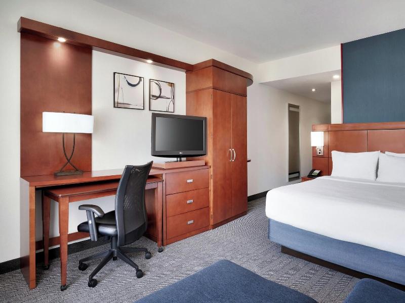 Courtyard by Marriott Houston NASA/Clear Lake image