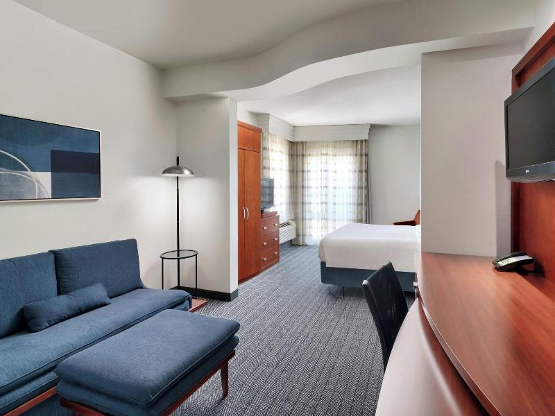 Courtyard by Marriott Houston NASA/Clear Lake image