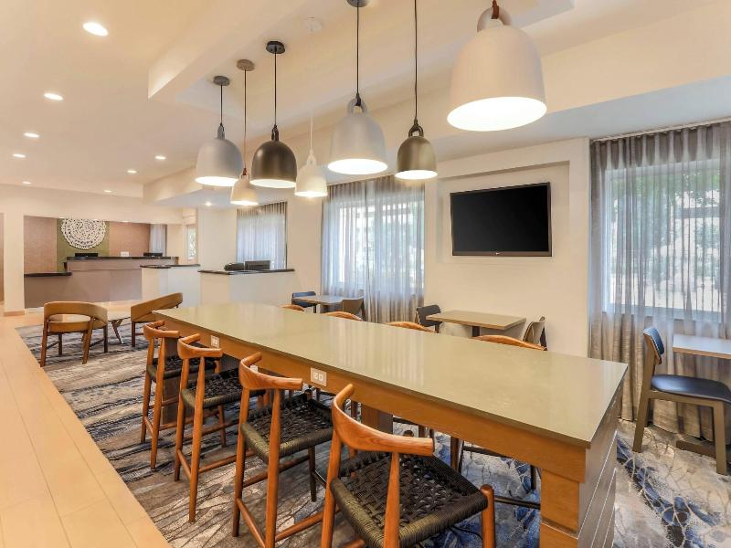 Fairfield Inn & Suites Houston Westchase image