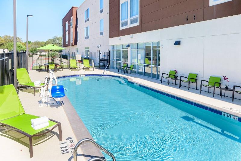 SpringHill Suites Houston Pearland image