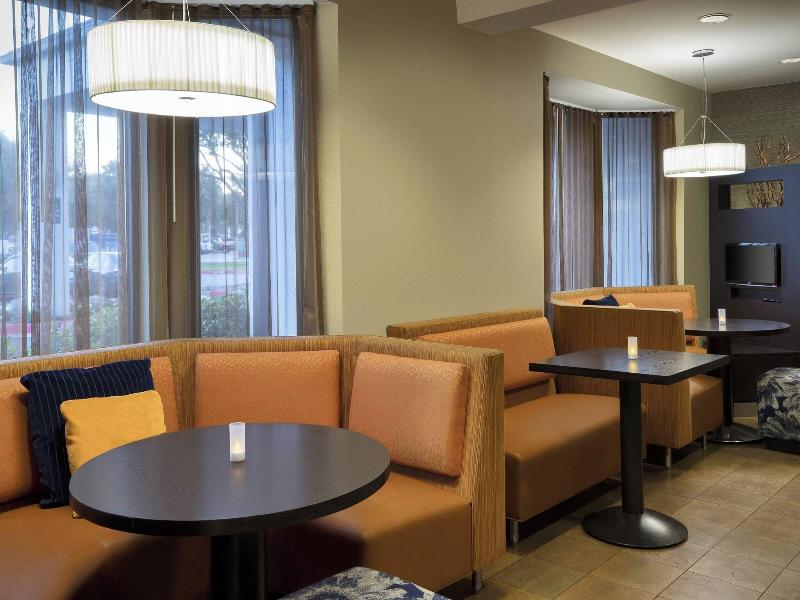 Courtyard Houston Sugar Land image
