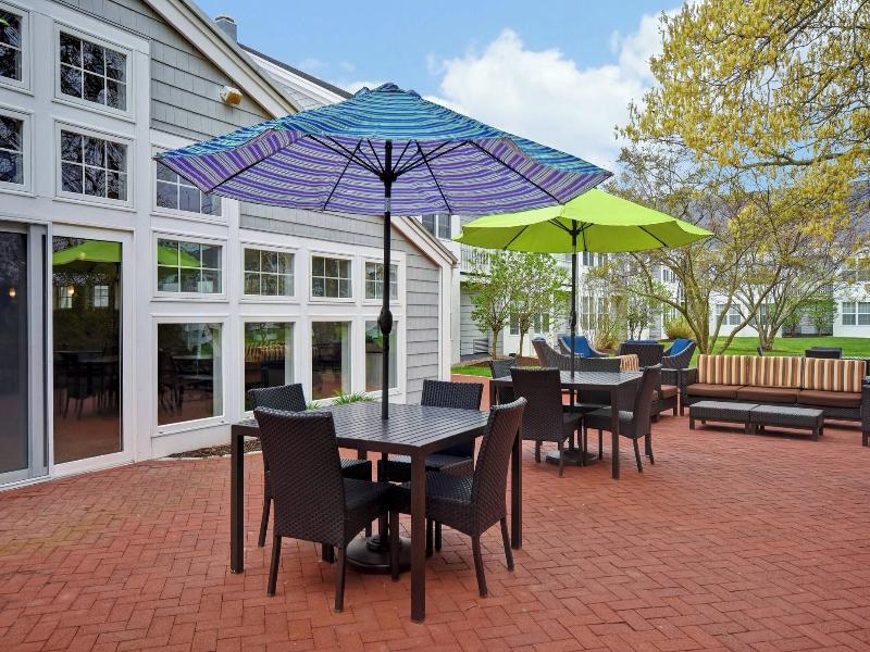 Courtyard Cape Cod Hyannis image
