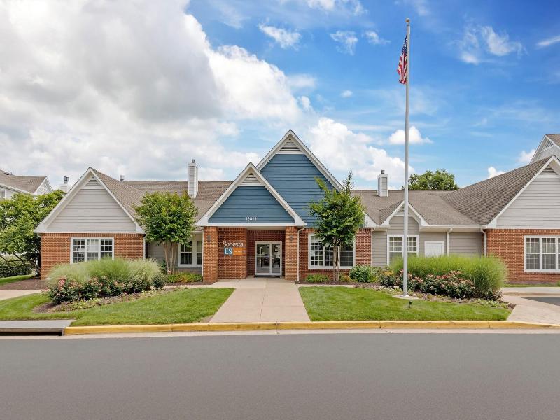 Sonesta ES Suites Fairfax Fair Lakes image